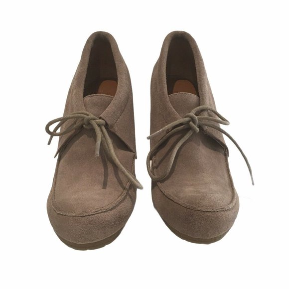 NINE WEST Vintage American Collection Size 7.5M Beige Suede Leather Loafer Heels - Picture 2 of 12